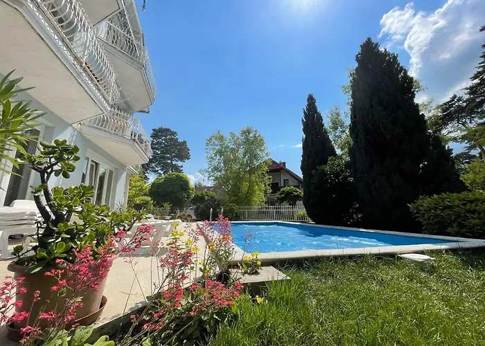 Anna Apartman